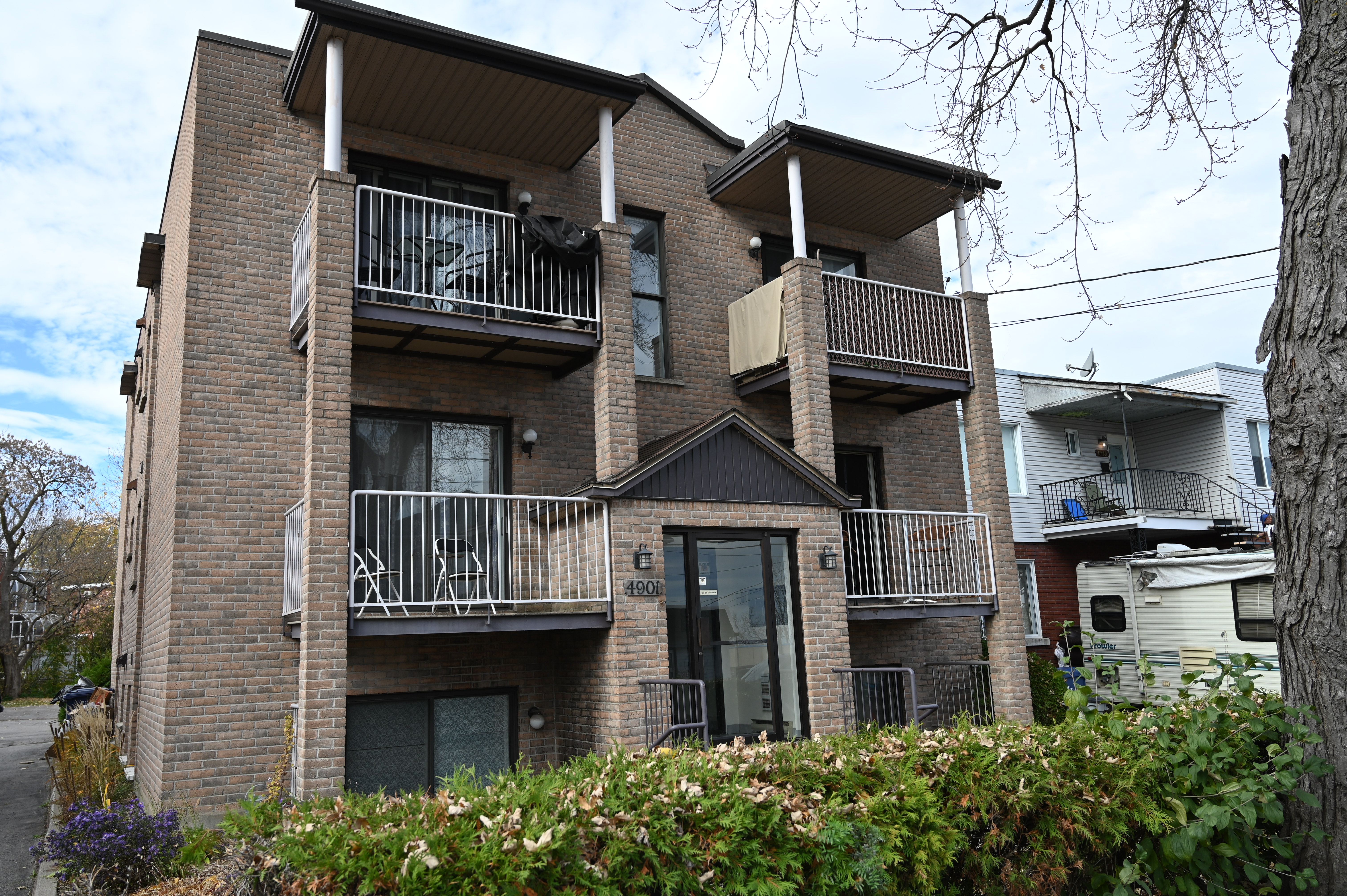 4901 blv. Lévesque E