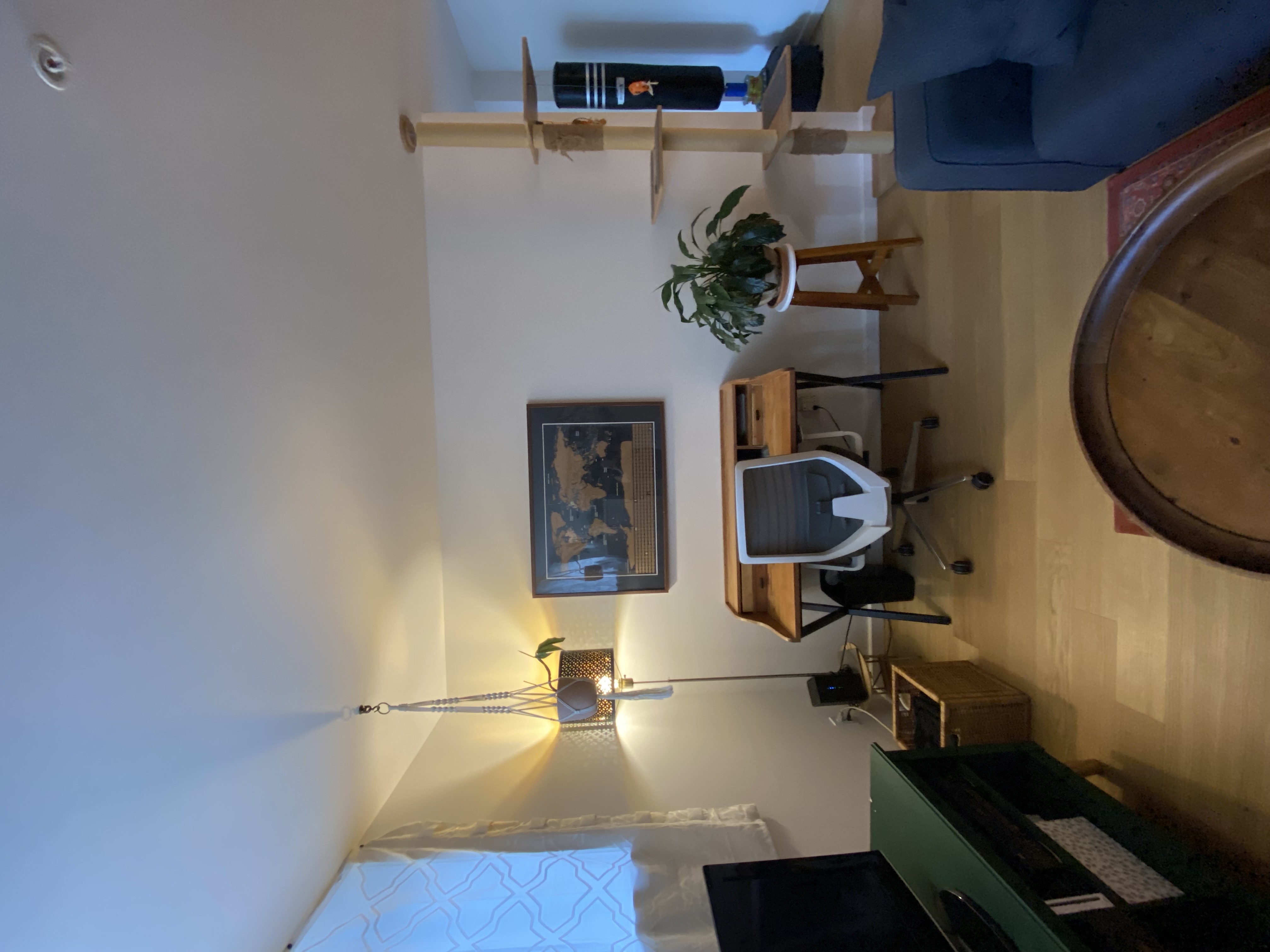 3660, Sainte-Catherine E